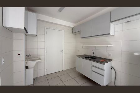 Apartamento à venda com 34m², 2 quartos e sem vaga Apartamento à venda com 34m², 2 quartos e sem vagaSala/Cozinha