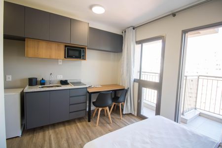 Studio para alugar com 25m², 1 quarto e sem vaga Studio para alugar com 25m², 1 quarto e sem vagaStudio