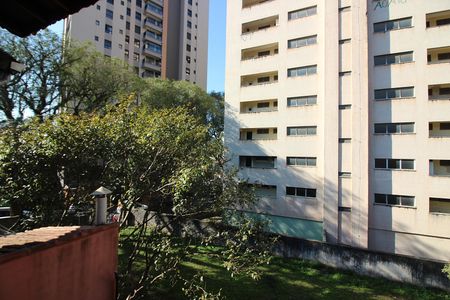 Casa para alugar com 280m², 4 quartos e 4 vagasSuíte 2 - Vista