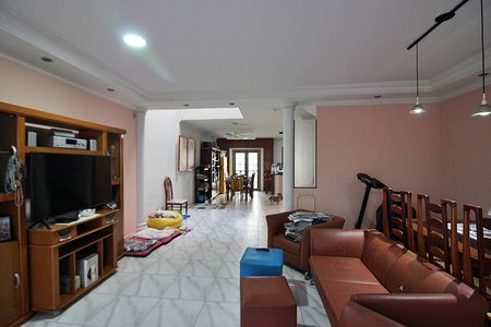 Casa para alugar com 280m², 4 quartos e 4 vagasSala