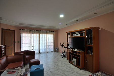 Casa para alugar com 280m², 4 quartos e 4 vagasSala