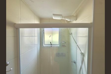 Apartamento para alugar com 37m², 2 quartos e 1 vaga Apartamento para alugar com 37m², 2 quartos e 1 vagaBanheiro social