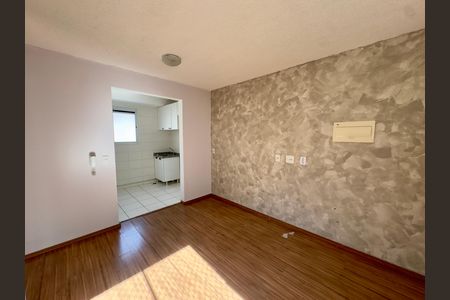 Sala de apartamento para alugar com 2 quartos, 37m² em Jardim Albertina, Guarulhos