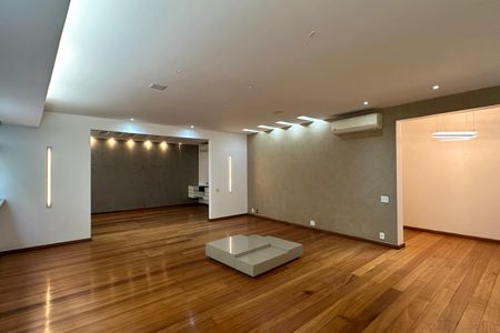 Apartamento à venda com 267m², 4 quartos e 1 vagaSala