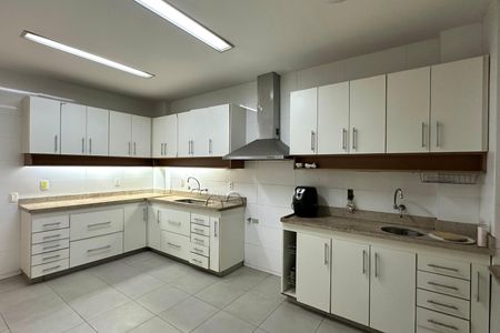 Apartamento à venda com 267m², 4 quartos e 1 vagaCozinha