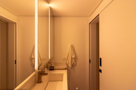 Apartamento à venda com 250m², 3 quartos e 2 vagasBanheiro