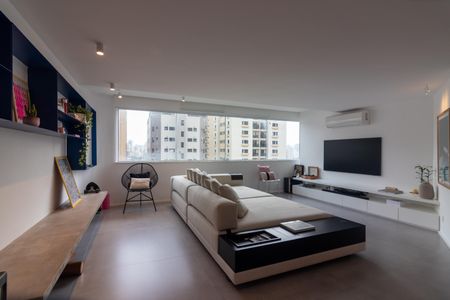 Sala de apartamento à venda com 3 quartos, 250m² em Vila Olímpia, São Paulo