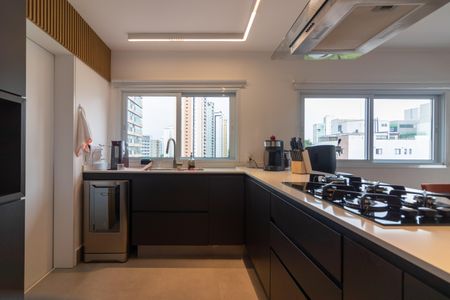 Apartamento à venda com 250m², 3 quartos e 2 vagasCozinha