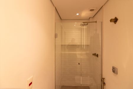 Apartamento à venda com 250m², 3 quartos e 2 vagasBanheiro