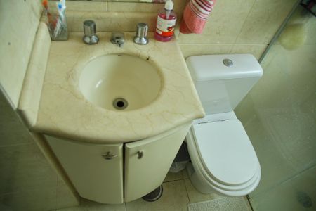 Apartamento à venda com 57m², 2 quartos e 2 vagasBanheiro