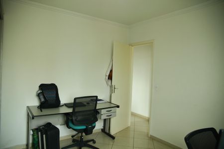 Apartamento à venda com 57m², 2 quartos e 2 vagasQuarto 2