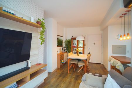 Apartamento à venda com 115m², 2 quartos e 2 vagasSala