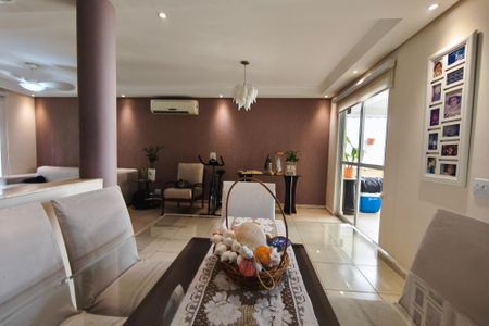 Casa de condomínio à venda com 246m², 3 quartos e 2 vagasSala de Jantar