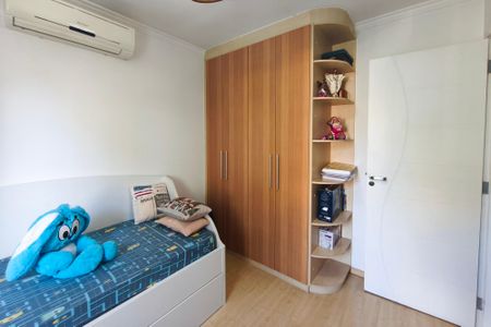 Casa de condomínio à venda com 246m², 3 quartos e 2 vagasQuarto 1