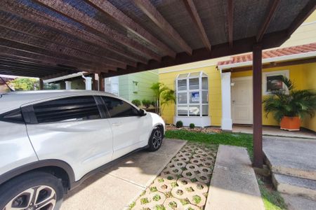 Casa de condomínio à venda com 246m², 3 quartos e 2 vagasGaragem