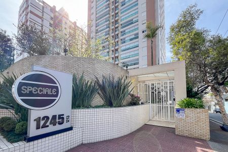 Apartamento à venda com 142m², 3 quartos e 3 vagasFachada + plaquinha