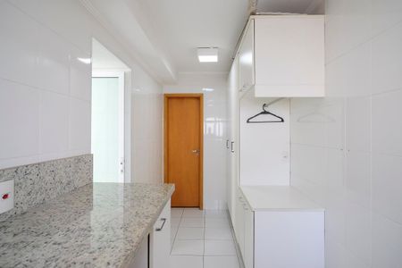 Apartamento à venda com 142m², 3 quartos e 3 vagasÁrea de serviço