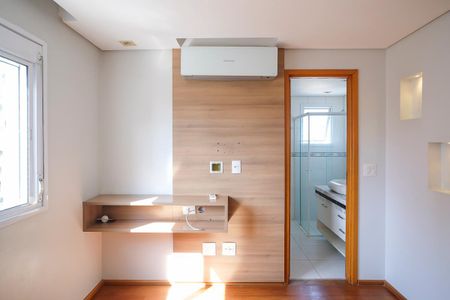 Apartamento à venda com 142m², 3 quartos e 3 vagasSuíte 1