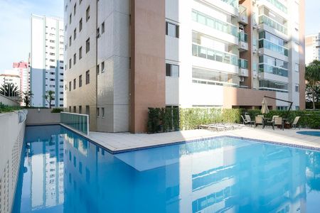 Apartamento à venda com 142m², 3 quartos e 3 vagasPiscina