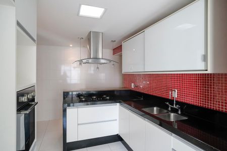 Apartamento à venda com 142m², 3 quartos e 3 vagasCozinha