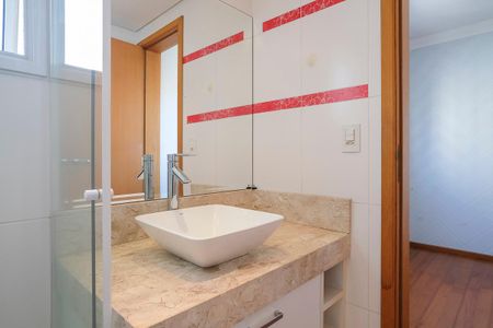 Apartamento à venda com 142m², 3 quartos e 3 vagasBanheiro da suíte 2