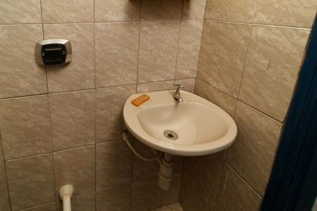 Casa à venda com 140m², 2 quartos e 3 vagas Casa à venda com 140m², 2 quartos e 3 vagasLavabo