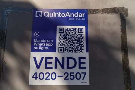 Casa à venda com 140m², 2 quartos e 3 vagas Casa à venda com 140m², 2 quartos e 3 vagasPlaquinha DWYD-286