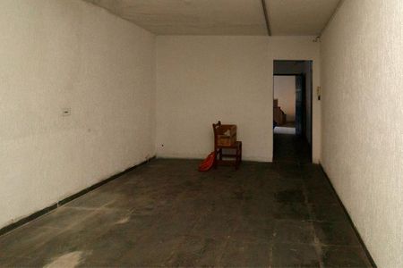 Casa à venda com 140m², 2 quartos e 3 vagas Casa à venda com 140m², 2 quartos e 3 vagasSala