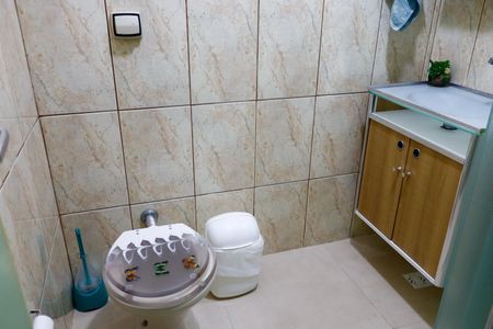 Casa para alugar com 350m², 4 quartos e 2 vagas Casa para alugar com 350m², 4 quartos e 2 vagasBanheiro 2