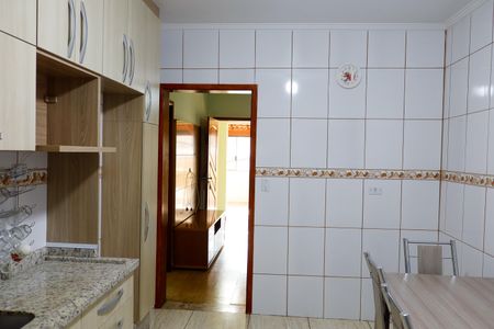 Casa para alugar com 350m², 4 quartos e 2 vagas Casa para alugar com 350m², 4 quartos e 2 vagasCozinha