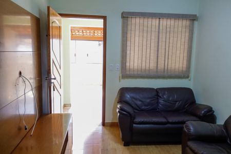 Casa para alugar com 350m², 4 quartos e 2 vagas Casa para alugar com 350m², 4 quartos e 2 vagas Sala