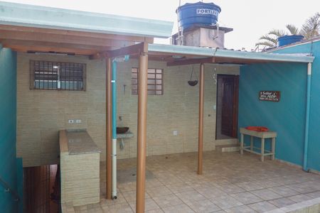 Casa para alugar com 350m², 4 quartos e 2 vagas Casa para alugar com 350m², 4 quartos e 2 vagasQuintal