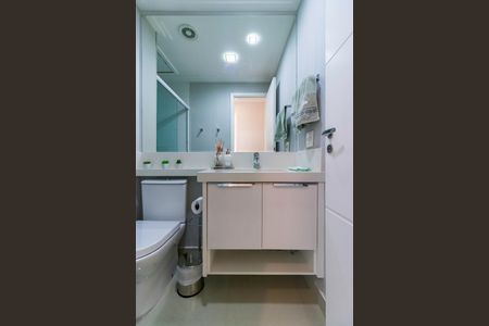 Apartamento à venda com 85m², 2 quartos e 2 vagasBanheiro Social