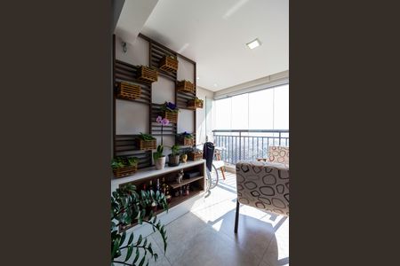 Apartamento à venda com 85m², 2 quartos e 2 vagasVaranda