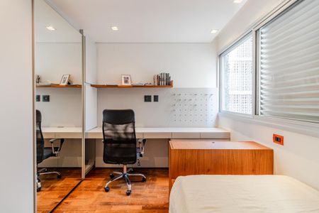 Apartamento à venda com 140m², 3 quartos e 1 vagaQuarto 1