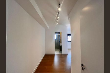 Apartamento à venda com 105m², 3 quartos e 2 vagas Apartamento à venda com 105m², 3 quartos e 2 vagasCloset Suíte