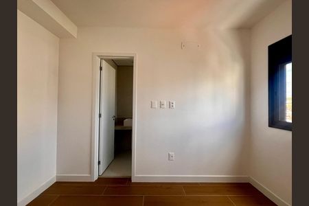 Apartamento à venda com 105m², 3 quartos e 2 vagas Apartamento à venda com 105m², 3 quartos e 2 vagasSuíte 3