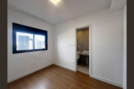Apartamento à venda com 105m², 3 quartos e 2 vagas Apartamento à venda com 105m², 3 quartos e 2 vagasSuíte 2