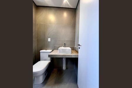 Apartamento à venda com 105m², 3 quartos e 2 vagas Apartamento à venda com 105m², 3 quartos e 2 vagasBanheiro da Suíte 1