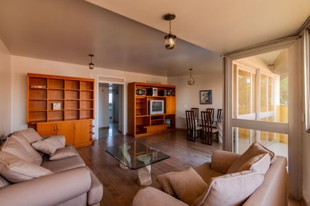 Apartamento à venda com 165m², 4 quartos e 2 vagas Apartamento à venda com 165m², 4 quartos e 2 vagasSala