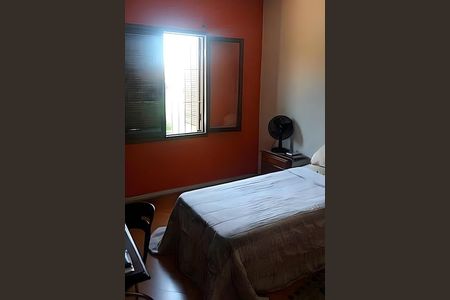 Casa à venda com 3 quartos, 180m² em Bosque da Saúde, São Paulo