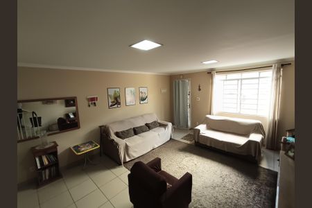 Casa à venda com 125m², 3 quartos e 1 vaga Casa à venda com 125m², 3 quartos e 1 vagaSala