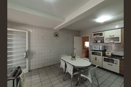 Casa à venda com 125m², 3 quartos e 1 vaga Casa à venda com 125m², 3 quartos e 1 vagaCozinha