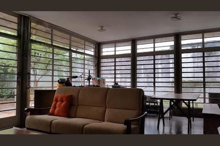 Casa à venda com 300m², 4 quartos e 1 vaga