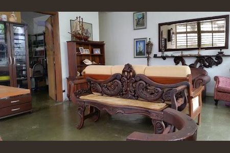 Casa à venda com 300m², 4 quartos e 1 vaga