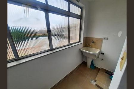 Apartamento à venda com 75m², 2 quartos e 1 vaga