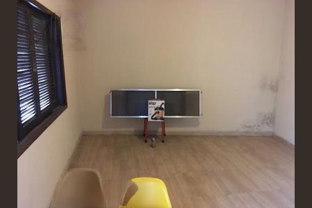 Casa à venda com 170m², 2 quartos e 3 vagas