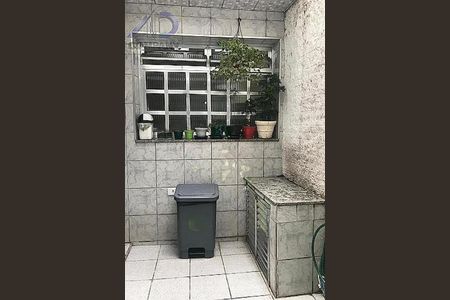 Casa à venda com 121m², 3 quartos e 1 vaga