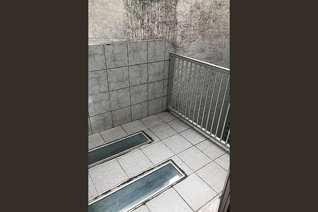 Casa à venda com 121m², 3 quartos e 1 vaga