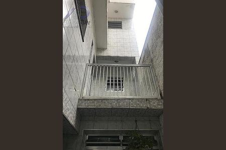 Casa à venda com 121m², 3 quartos e 1 vaga
